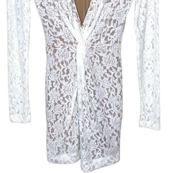 COSMOPOLITAN Dress The Population Adian White Lace Twist Bodycon Dress - Picture 12 of 14
